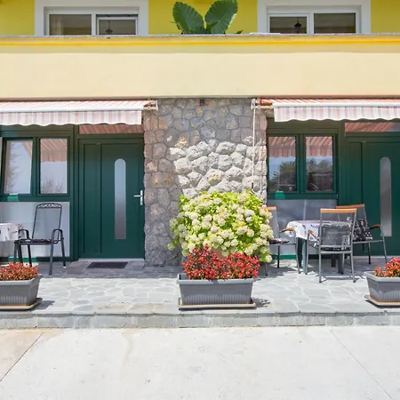 Vero-5 By Interhome Opatija